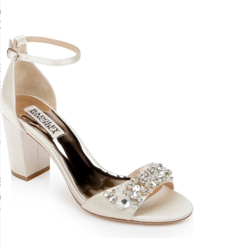 Badgley Mischka Ivory Satin Heels